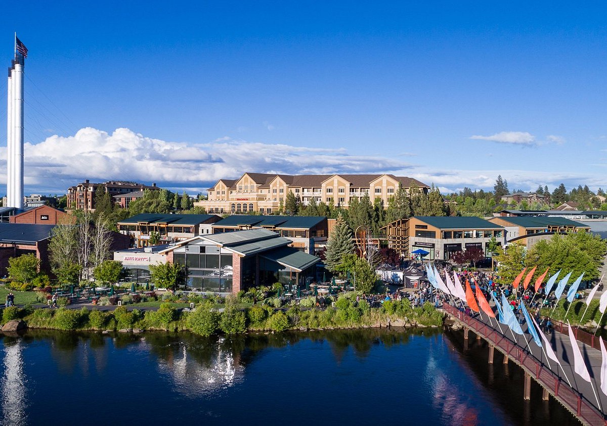 Old Mill District in Bend, Oregon with shops and river